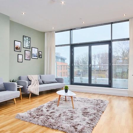 Large Duplex Penthouse - Parking Apartment Leeds  Luaran gambar