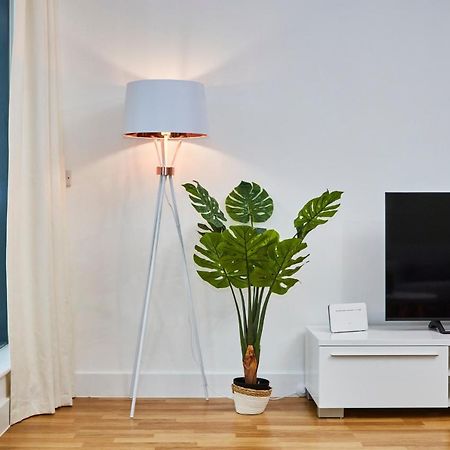 Large Duplex Penthouse - Parking Apartment Leeds  Luaran gambar