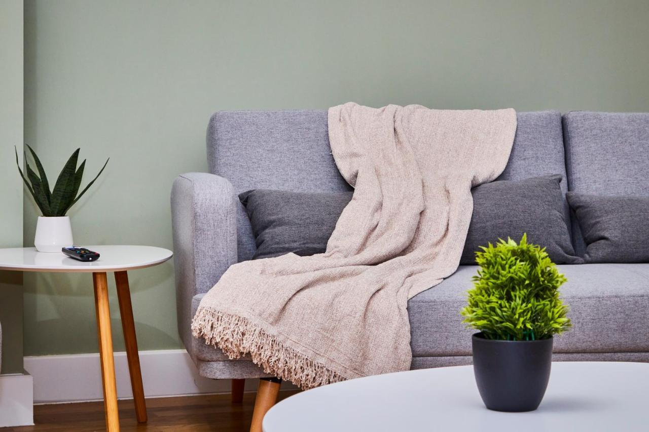 Large Duplex Penthouse - Parking Apartment Leeds  Luaran gambar